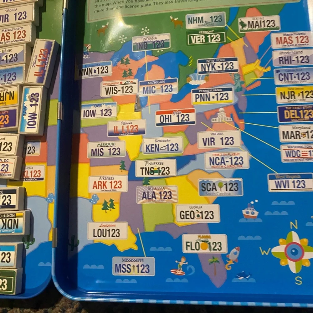 4+1 Game Time Magnetic - Blue and Yellow Puzzle Set,drawing board with light - Picture 14 of 16